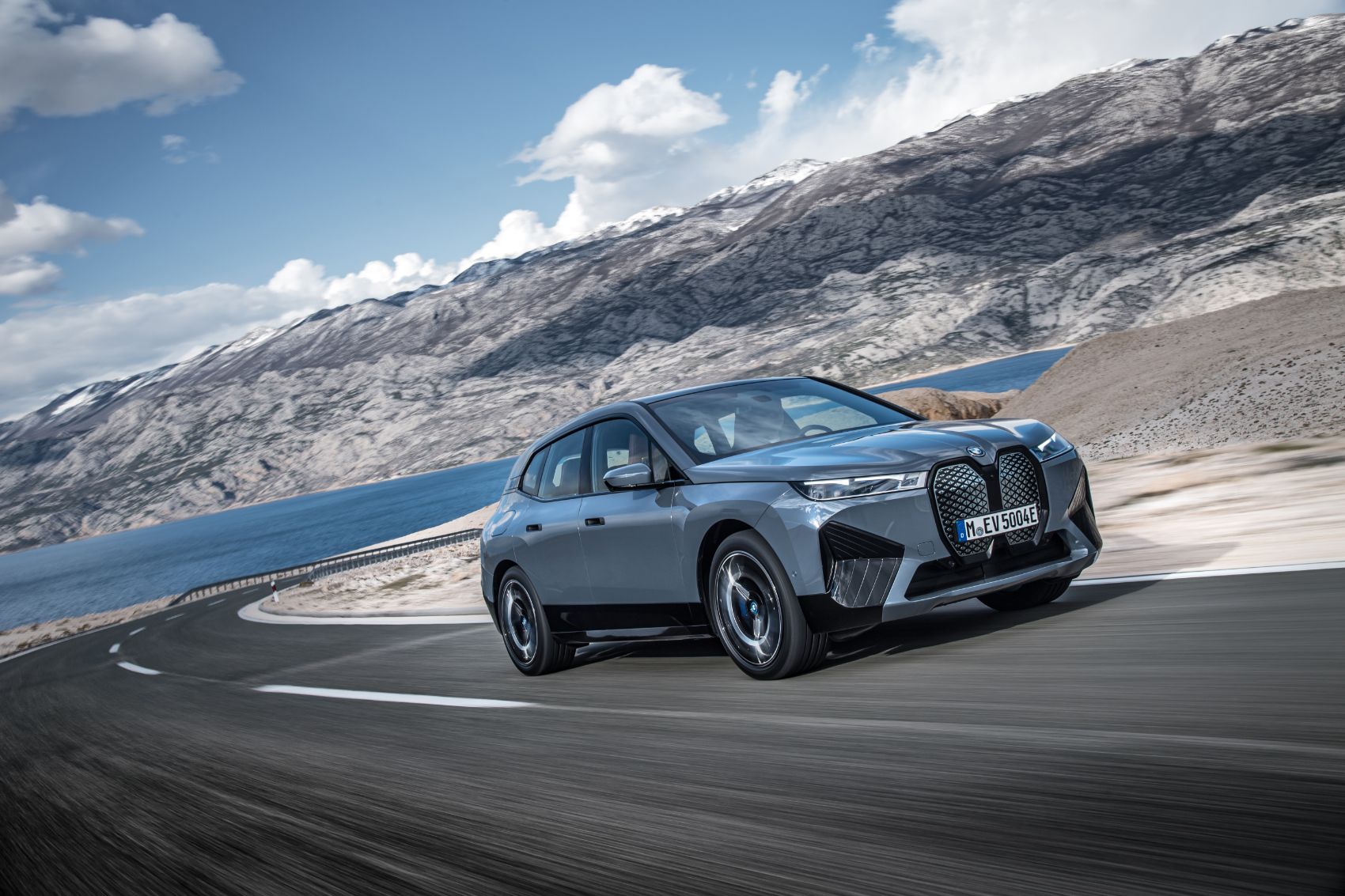 2022 BMW iX xDrive50 9