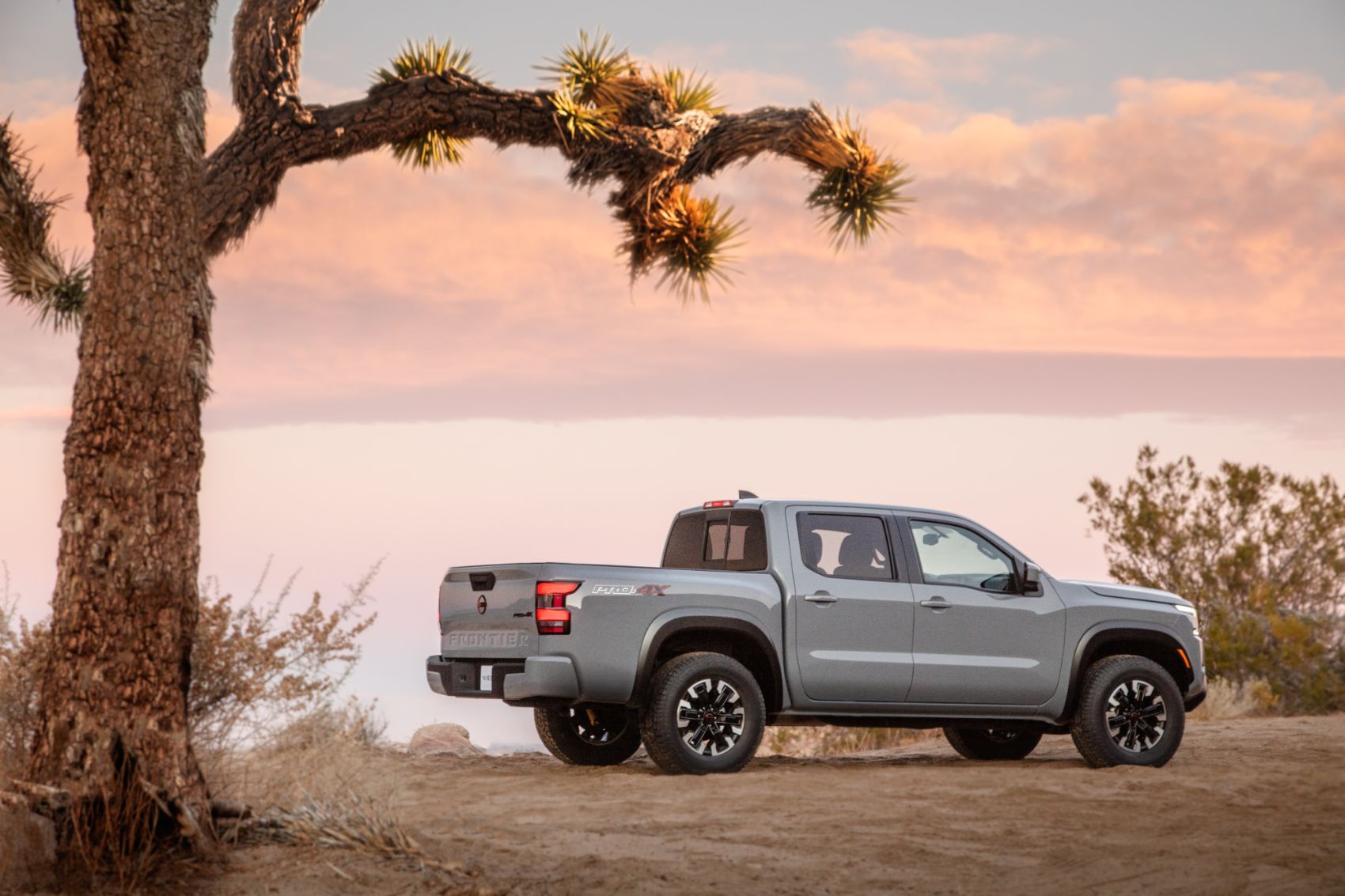 2022 Nissan Frontier 15
