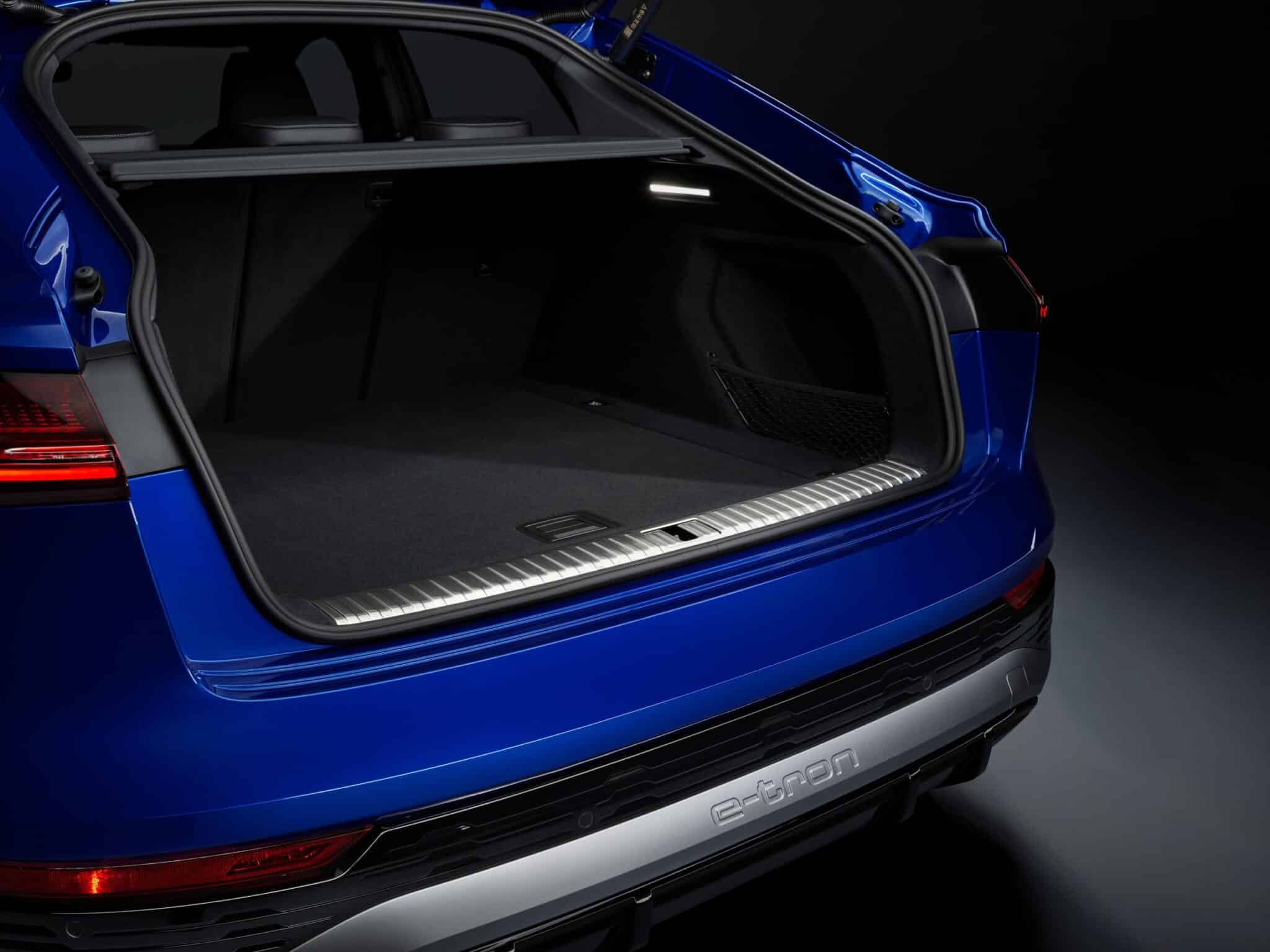2024 Audi SQ8 e tron 11 scaled
