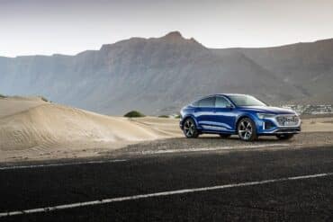 2024 Audi SQ8 e tron 32