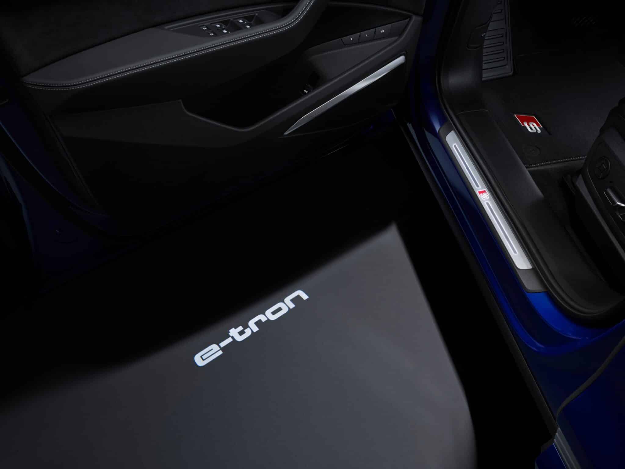 2024 Audi SQ8 e tron 9 scaled