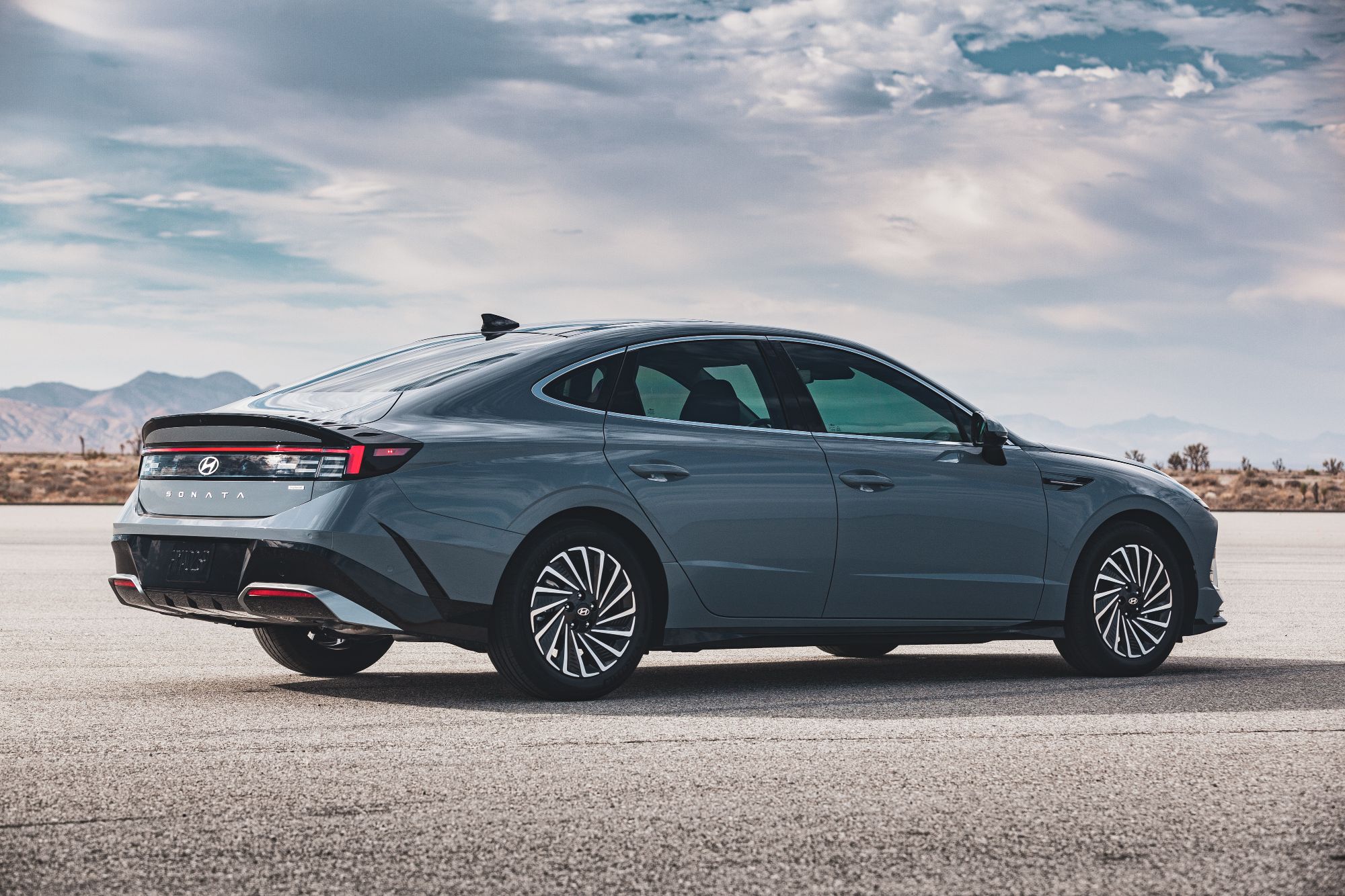 2024 Hyundai Sonata Hybrid Limited