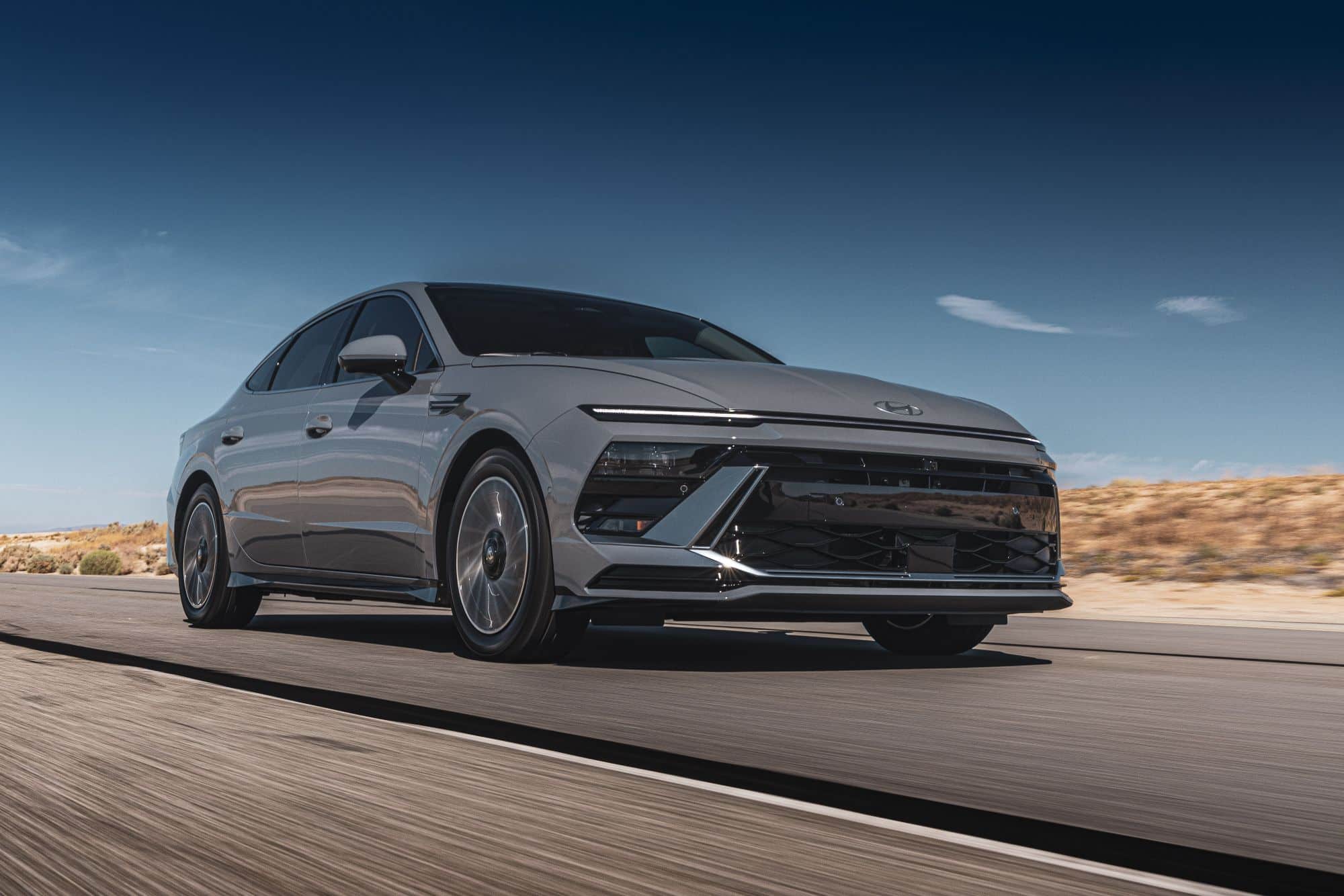 2024 Hyundai Sonata Hybrid Limited 8