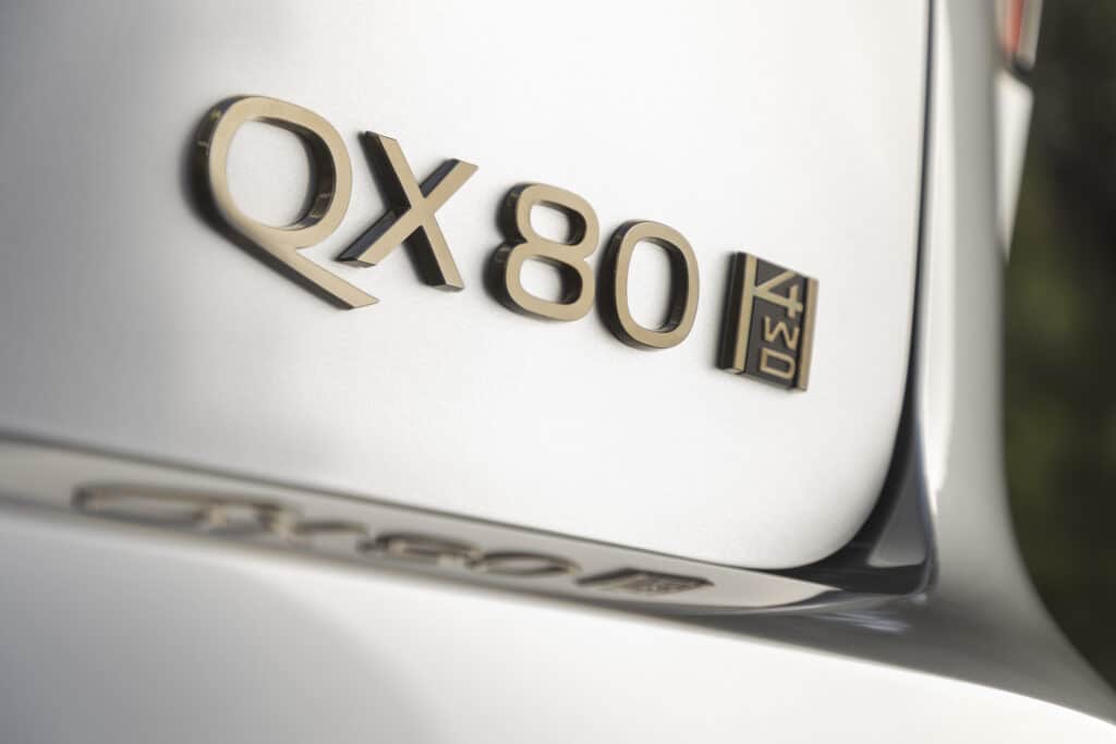 2025 Infiniti QX80 8