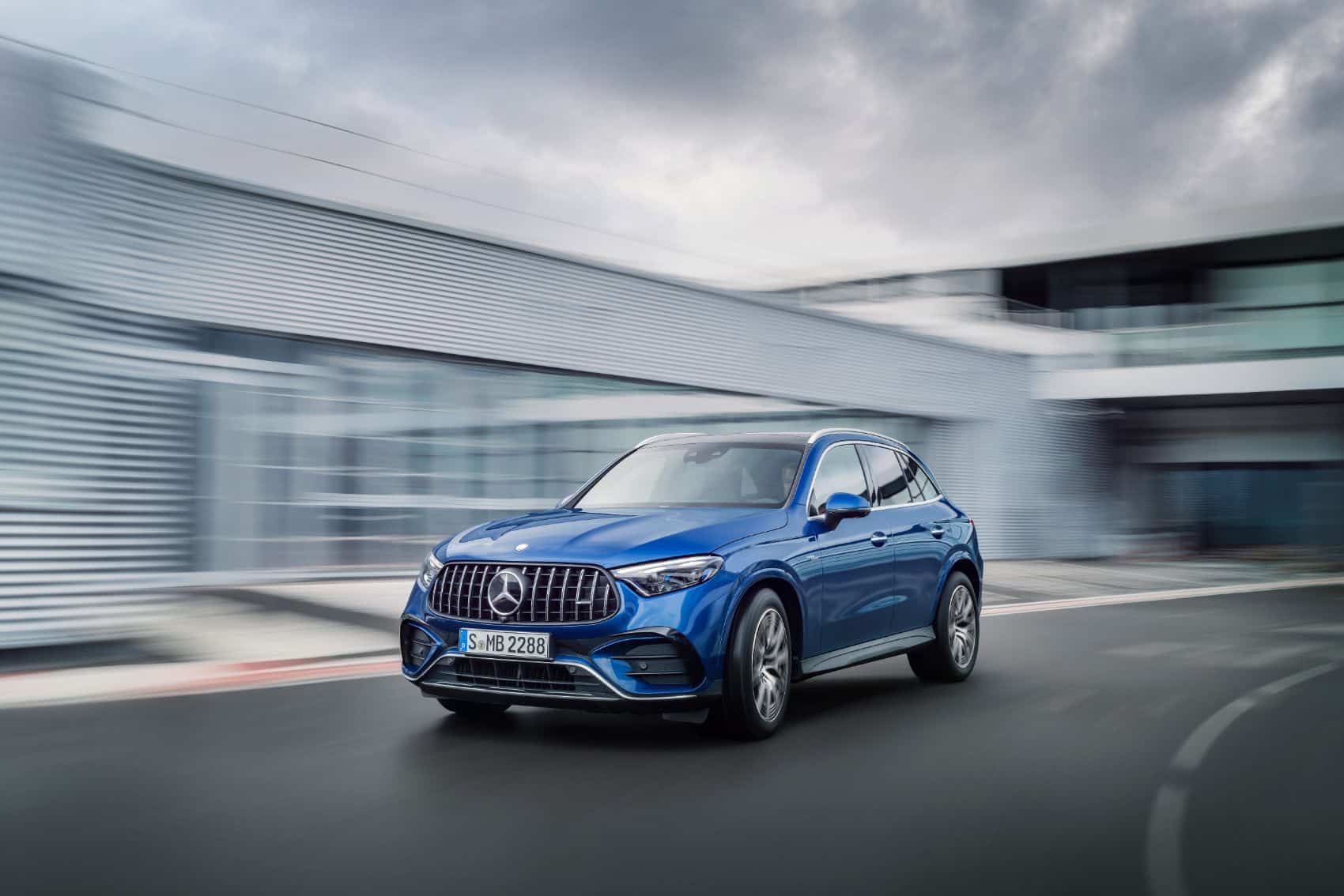 2025 Mercedes AMG GLC 1
