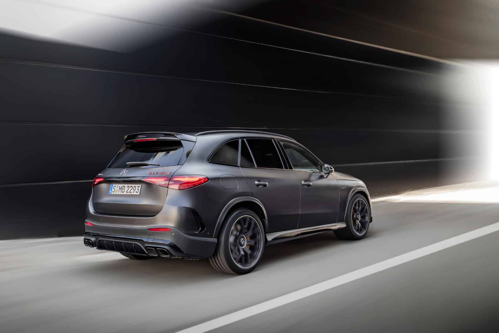 2025 Mercedes AMG GLC 20