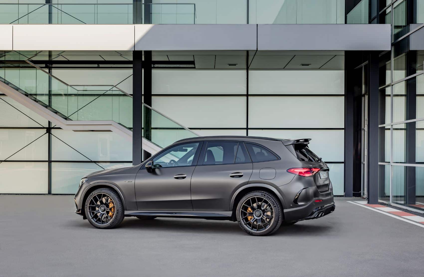 2025 Mercedes AMG GLC 23