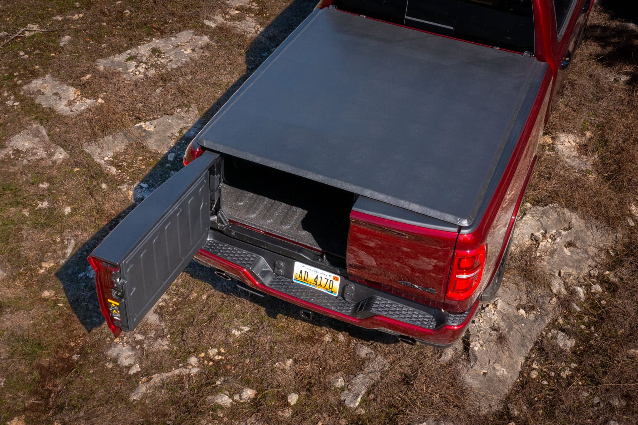 2025 Ram 1500 Multi Function Tailgate 2 scaled