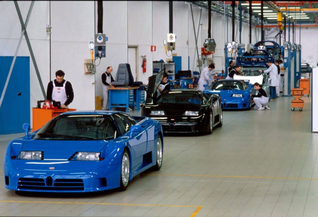 Bugatti EB 110 production (Romano Artioli & The Bugatti EB 110).
