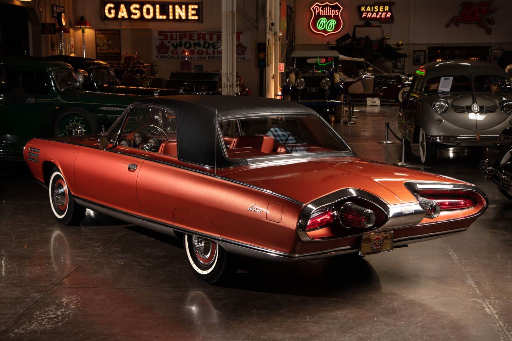 Chrysler Turbine Car 11