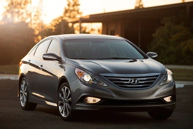 Hyundai Sonata SE 2.0T front